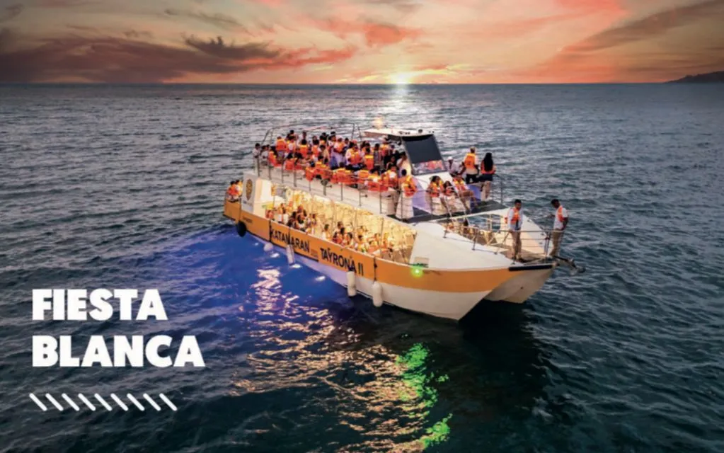 Tour Noche Blanca Santa Marta en Katamaran